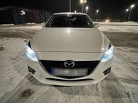 Gebraucht Mazda 3 Inclusive 120 PS (88 kW) 2015 Weiß Limousine