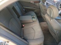 Gebraucht Mercedes E220 Classic 150 PS (110 kW) 2003 Silber Limousine