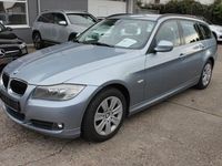 Gebraucht BMW 318 143 PS (105 kW) 2011 Blau Limousine