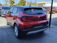 Używany Renault Captur Equilibre 100 KM (73 kW) 2023 Czerwony SUV