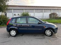 Gebraucht Ford Fiesta Ambiente 60 PS (44 kW) 2008 Blau Kleinwagen