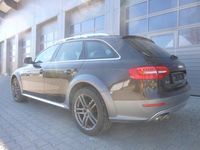 Gebraucht Audi A4 Allroad 150 PS (110 kW) 2014 Braun Kombi