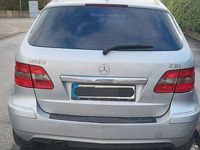 Gebraucht Mercedes B180 109 PS (80 kW) 2008 Silber Van / Kleinbus