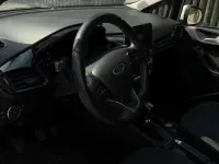 Gebraucht Ford Fiesta 100 PS (73 kW) 2018 Weiß Kleinwagen