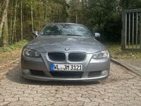 Gebraucht BMW 320 184 PS (135 kW) 2010 Grau Coupé