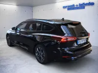 Gebraucht Ford Focus ST-Line X 125 PS (91 kW) 2024 Schwarz Limousine