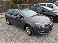 Gebraucht Opel Astra Exklusiv 120 PS (88 kW) 2016 Grau Kombi