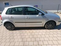 Gebraucht VW Polo 64 PS (47 kW) 2003 Silber Kleinwagen
