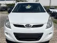 Gebraucht Hyundai i20 67 PS (49 kW) 2012 Weiß Kleinwagen
