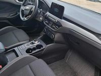 Gebraucht Ford Focus 120 PS (88 kW) 2022 Silber Kombi