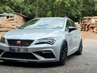 Używany Seat Leon 4Drive 300 KM (220 kW) 2017 Srebrny Kombi