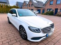 Gebraucht Mercedes 220 Avantgarde 195 PS (143 kW) 2018 Weiß Kombi