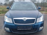 gebraucht Skoda Octavia Lim. Family Xenon