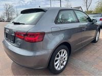 Gebraucht Audi A3 Attraction 105 PS (77 kW) 2013 Monsungrau metallic Kleinwagen