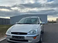 Gebraucht Ford Focus Ghia 101 PS (74 kW) 2000 Grau Limousine