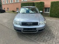 Gebraucht Audi A4 102 PS (75 kW) 2004 Blau Limousine