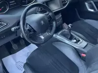 Gebraucht Peugeot 308 Allure 116 PS (85 kW) 2014 Weiß Kleinwagen