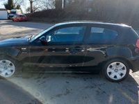 Gebraucht BMW 118 143 PS (105 kW) 2011 Schwarz Kleinwagen