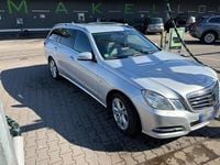 Gebraucht Mercedes E250 Avantgarde 204 PS (150 kW) 2011 Silber Kombi