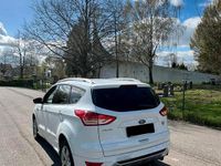 Gebraucht Ford Kuga ST-Line 163 PS (119 kW) 2014 Weiß SUV