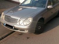 Gebraucht Mercedes E240 177 PS (130 kW) 2003 Silber Limousine