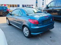 Gebraucht Peugeot 206 CC Platinum 109 PS (80 kW) 2005 Lackierung eisengrau/metallic Cabrio