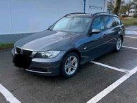 Gebraucht BMW 320 177 PS (130 kW) 2008 Grau Kombi