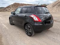 Gebraucht Suzuki Swift X-TRA 94 PS (69 kW) 2015 Schwarz Kleinwagen