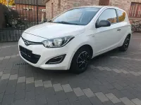 Gebraucht Hyundai i20 2013 Weiß Kleinwagen