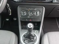 Gebraucht VW Beetle Cabriolet 160 PS (117 kW) 2013 Deep black perleffekt (metallic) Cabrio