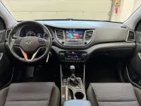 Gebraucht Hyundai Tucson Intro Edition 177 PS (130 kW) 2016 Grau SUV