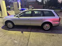 Gebraucht Audi A4 116 PS (85 kW) 2000 Grau Kombi