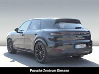 Gebraucht Porsche Cayenne 470 PS (345 kW) 2024 Schwarz SUV