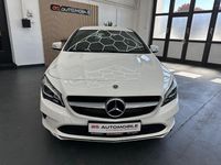 Gebraucht Mercedes CLA180 Urban 122 PS (89 kW) 2018 Weiß Limousine