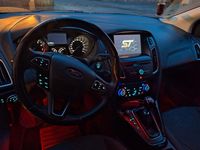 Gebraucht Ford Focus Cool & Connect 125 PS (91 kW) 2017 Weiß Kombi