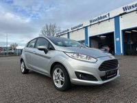 Gebraucht Ford Fiesta Titanium 95 PS (69 kW) 2015 Grau Limousine