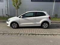 Gebraucht VW Polo Life 60 PS (44 kW) 2013 Weiß Kleinwagen
