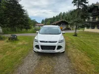 Gebraucht Ford Kuga Individual 179 PS (131 kW) 2015 Weiß SUV