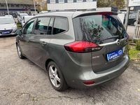 Gebraucht Opel Zafira Edition 135 PS (99 kW) 2017 Quarz grau Van / Kleinbus