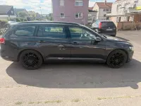 Gebraucht VW Passat 150 PS (110 kW) 2019 Grau Kombi