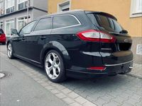 Gebraucht Ford Mondeo 163 PS (119 kW) 2014 Schwarz Kombi