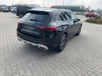 Gebraucht Mercedes GLC200 Avantgarde 204 PS (150 kW) 2023 Lack obsidianschwarz SUV