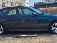 Gebraucht BMW 318 122 PS (89 kW) 2006 Blau Limousine