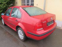 Gebraucht VW Bora 105 PS (77 kW) 2000 Rot Limousine
