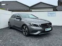 Gebraucht Mercedes A200 Night 156 PS (114 kW) 2015 Mountaingrau Limousine