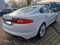 Gebraucht Jaguar XF 275 PS (202 kW) 2015 Polaris white Limousine