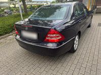 Gebraucht Mercedes C320 218 PS (160 kW) 2000 Blau Limousine