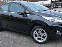 Gebraucht Ford Fiesta Titanium 82 PS (60 kW) 2012 Schwarz Kleinwagen