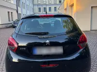 Gebraucht Peugeot 208 83 PS (61 kW) 2019 Schwarz Kleinwagen