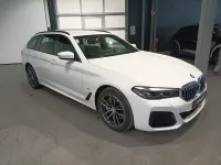 Gebraucht BMW 530 M Sport 286 PS (210 kW) 2022 Weiß Kombi